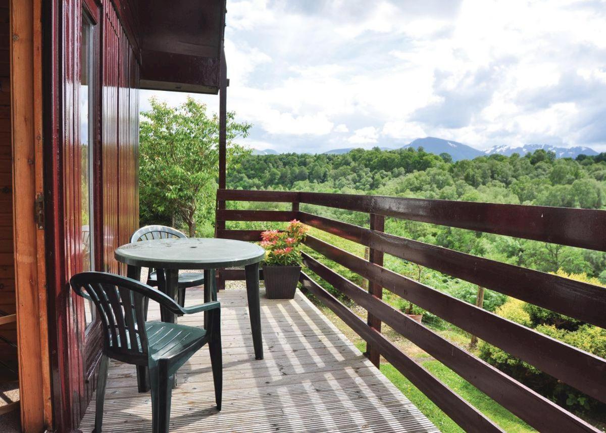 Gairlochy Park Hotel Exterior photo